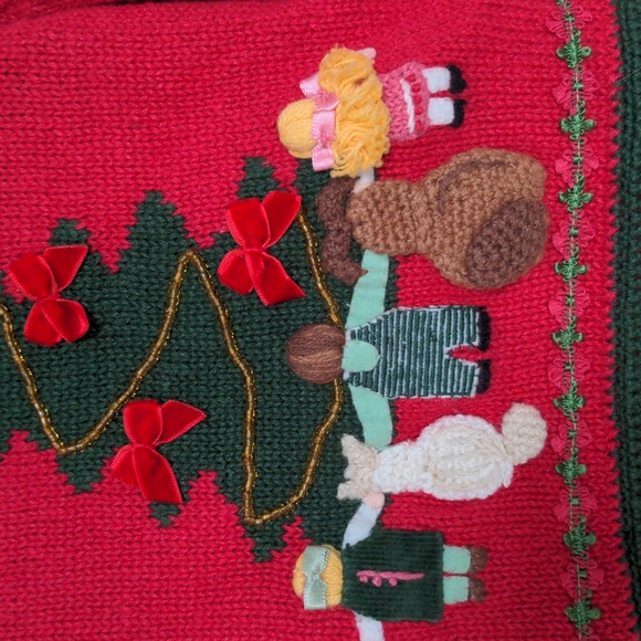 New 12month Heartstrings Baby Christmas sweater and pants. - Picture 3 of 11